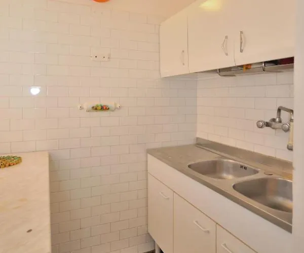 Gaia-2 By Interhome Appartement